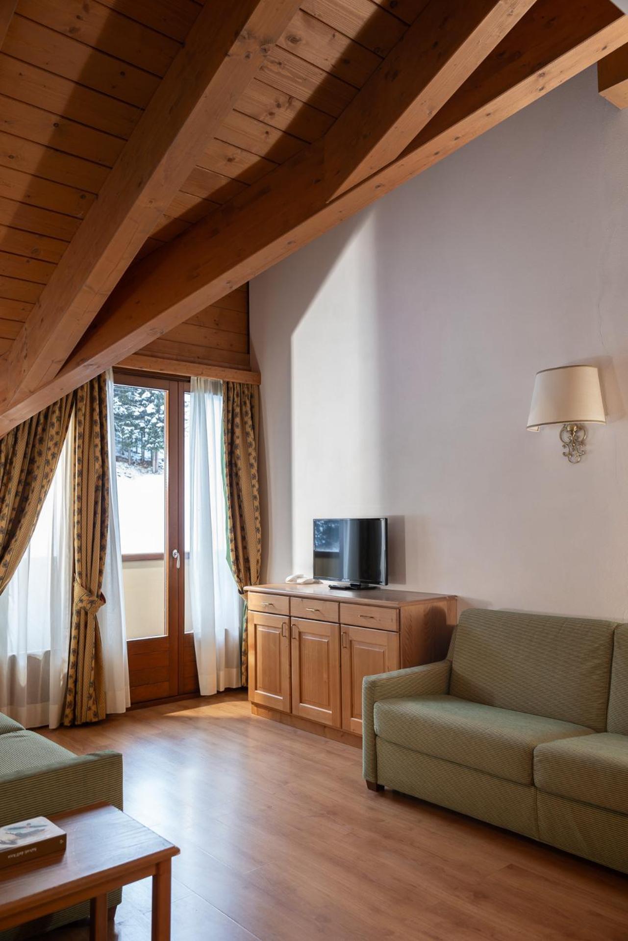 Two-Bedroom Suite